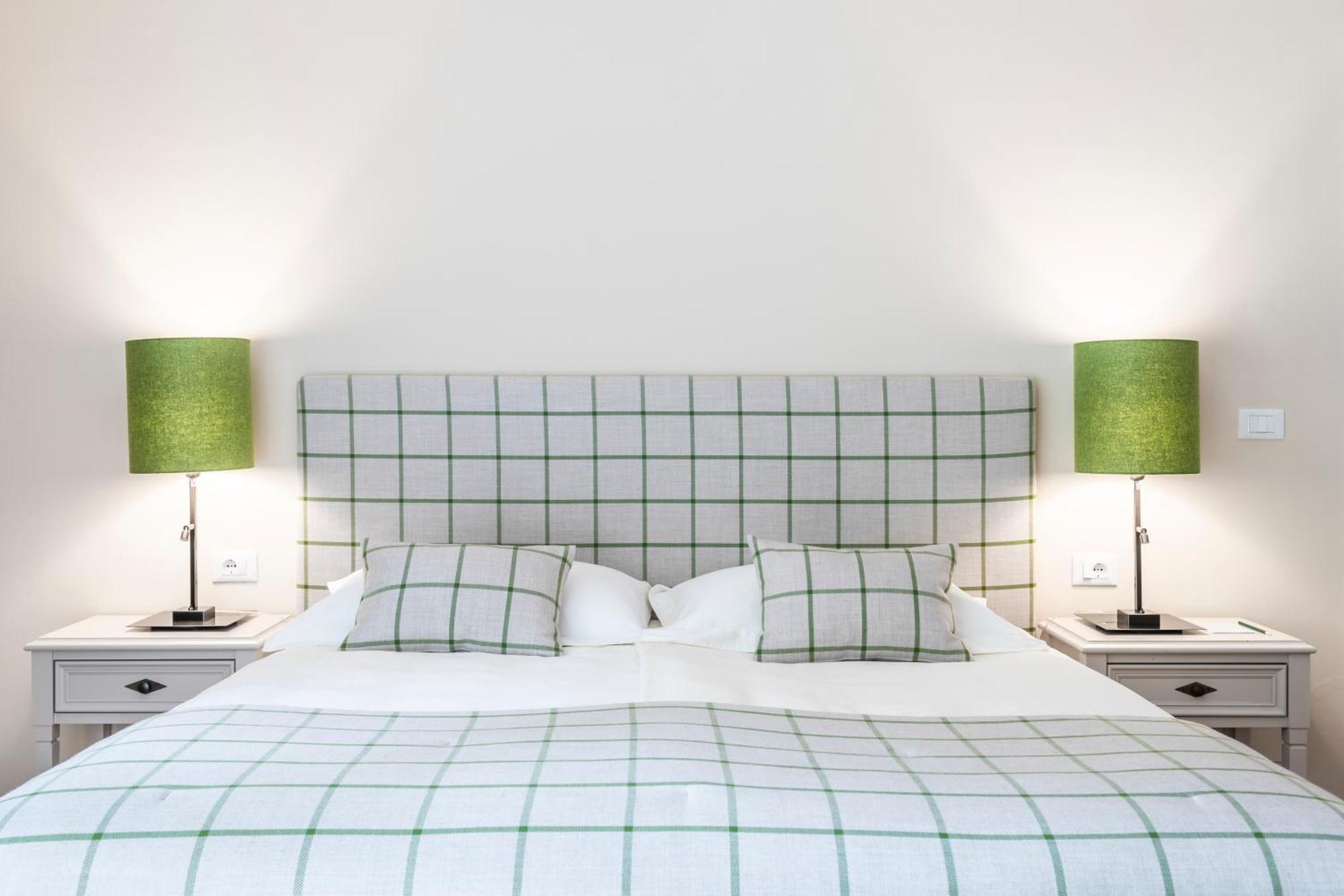 Hotel Pienzenau Am Schlosspark Мерано Екстериор снимка